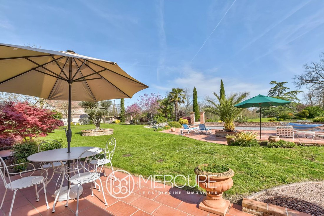 Estate in Larra, Occitania, France 4 - 14471083