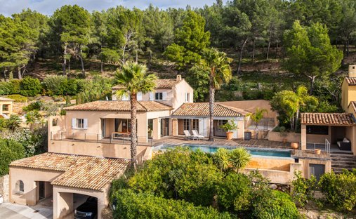 House in Saint-Cyr-sur-Mer, Provence-Alpes-Côte d'Azur, France 1