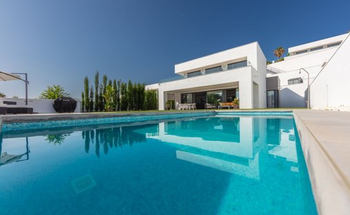 Villa in Estepona, Andalusia, Spain 1