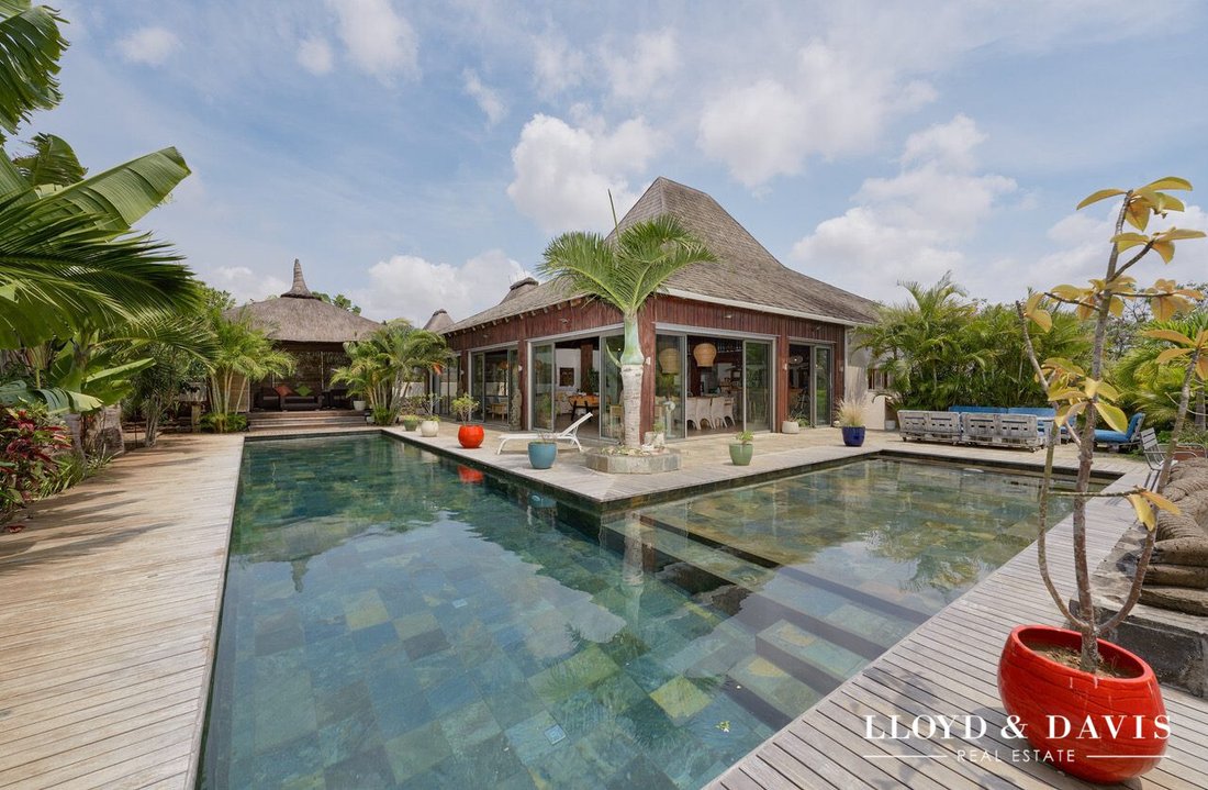 House in Grand Baie, Rivière du Rempart District, Mauritius 1 - 17024585