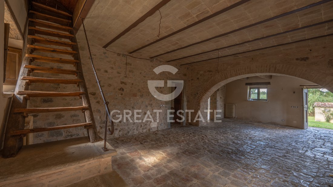 Estate in Umbertide, Umbria, Italy 2 - 17023424