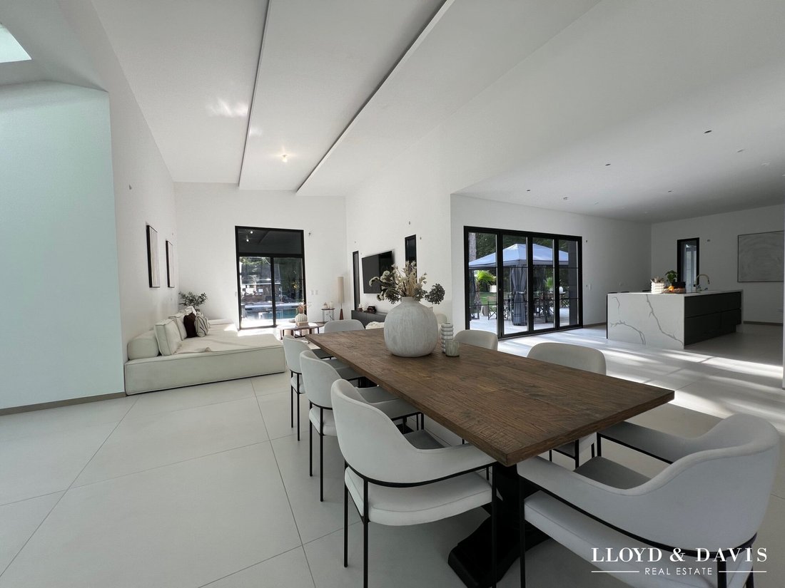 House in Roissy-en-France, Ile-de-France, France 3 - 17024631
