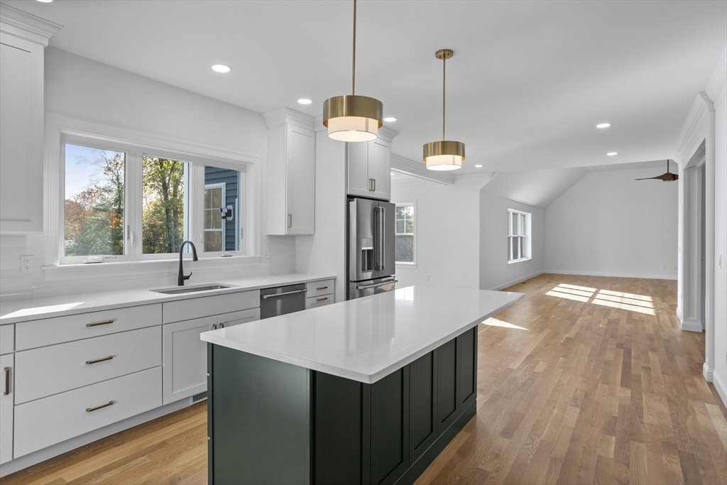 House in Westford, Massachusetts, United States 3 - 17023717