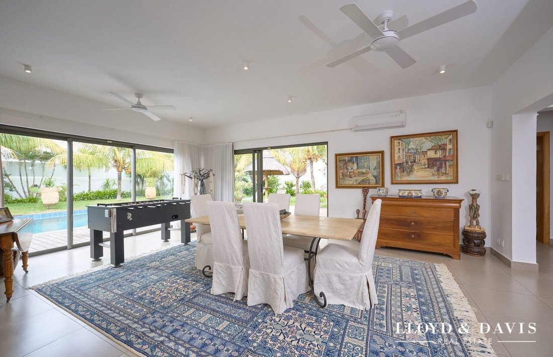 Villa in Grand Baie, Rivière du Rempart District, Mauritius 3 - 17024633