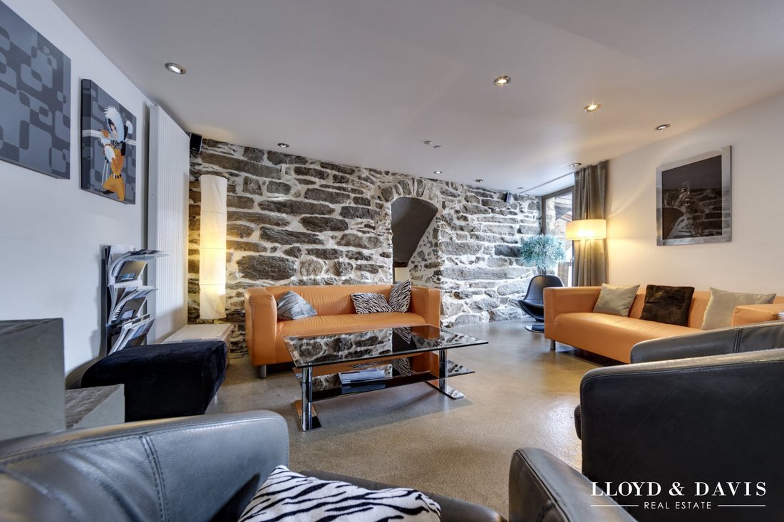 Chalet in Tignes, Auvergne-Rhône-Alpes, France 2 - 17024627