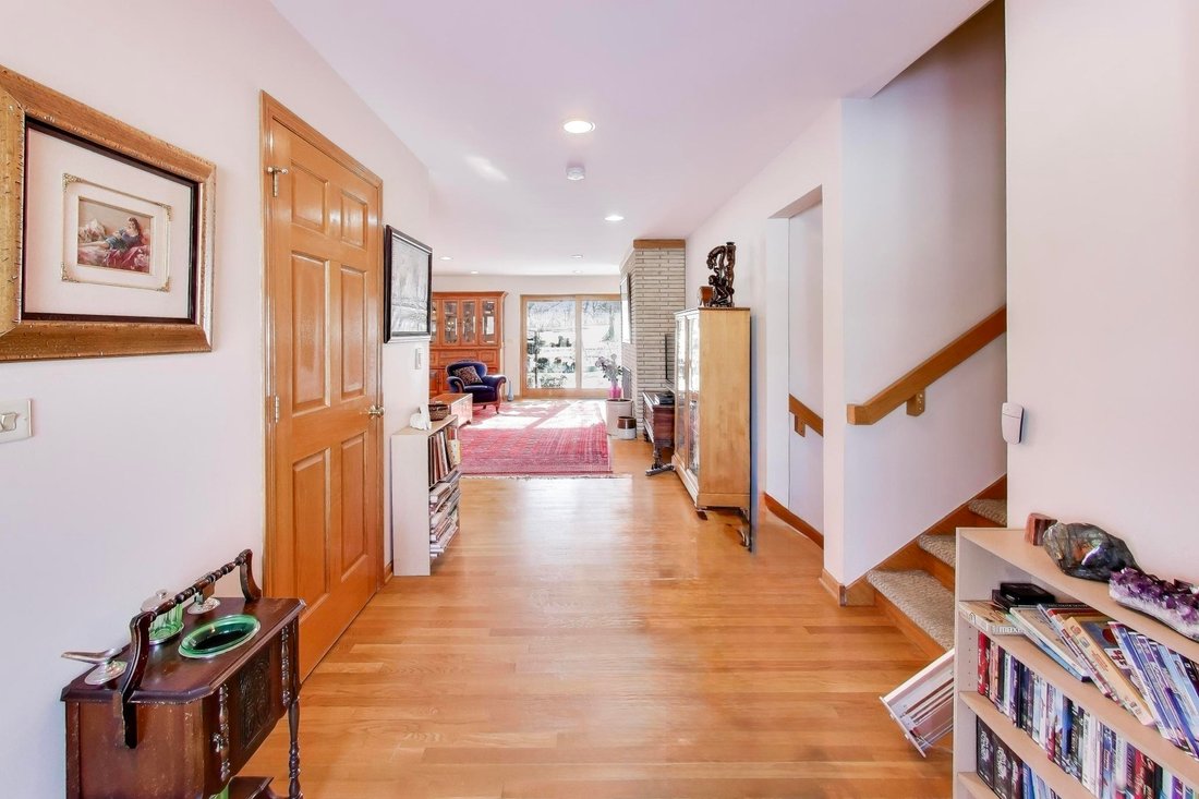 House in Palatine, Illinois, United States 4 - 17022132