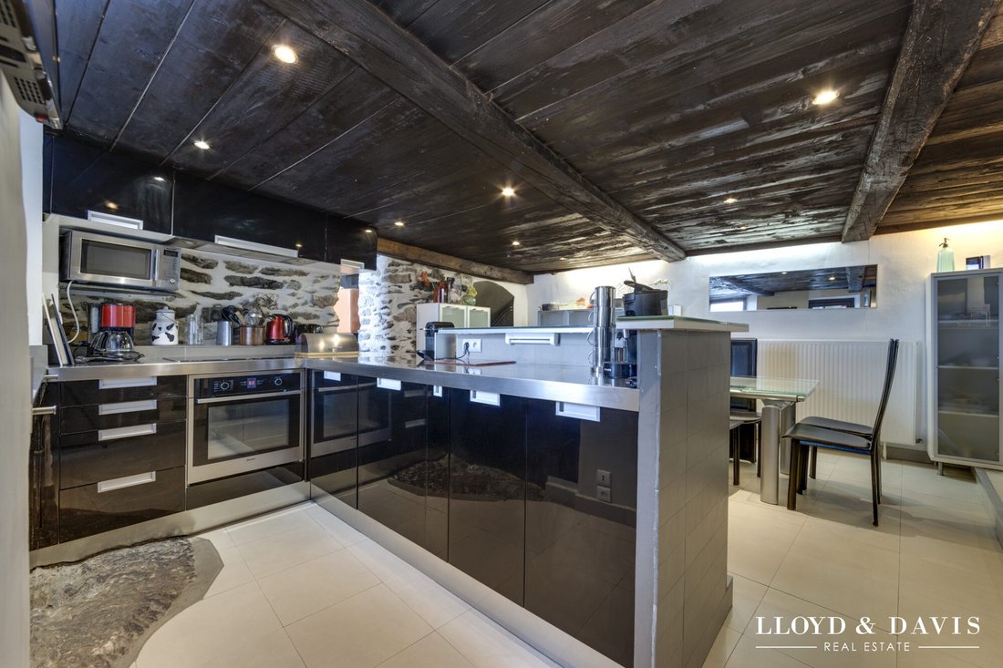 Chalet in Tignes, Auvergne-Rhône-Alpes, France 3 - 17024627