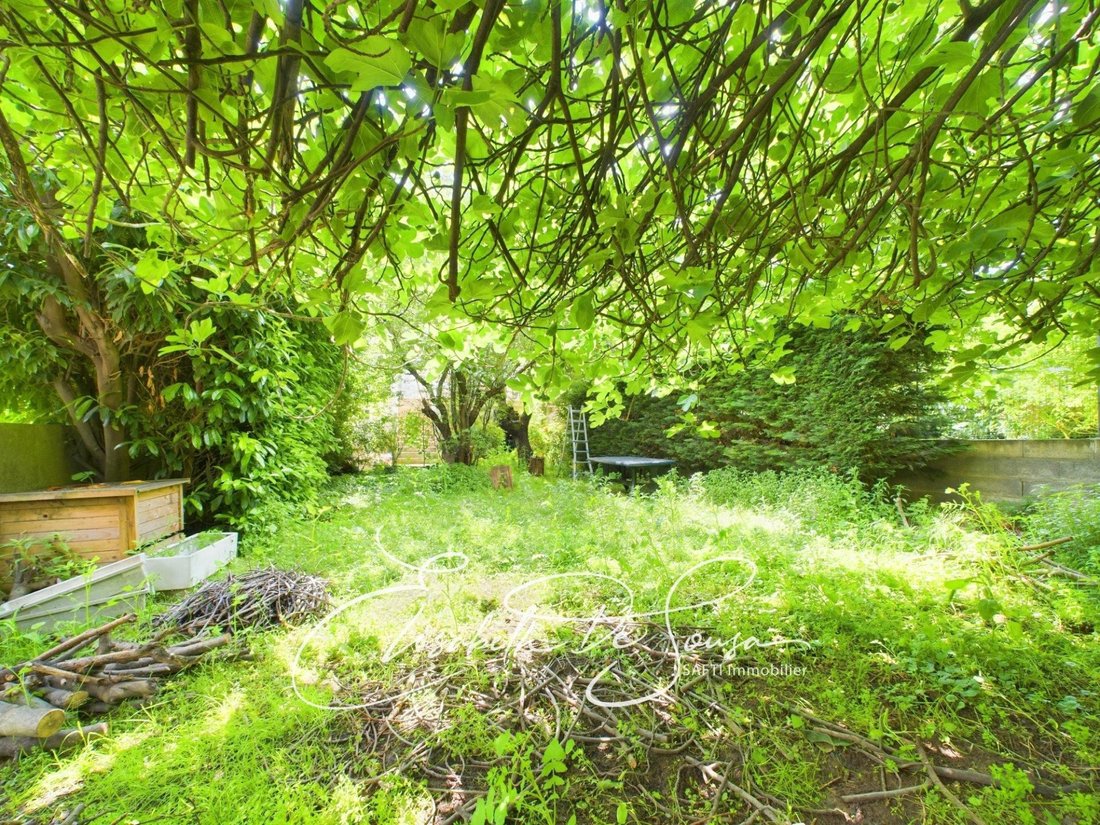 House in Vitry-sur-Seine, Ile-de-France, France 5 - 17021290