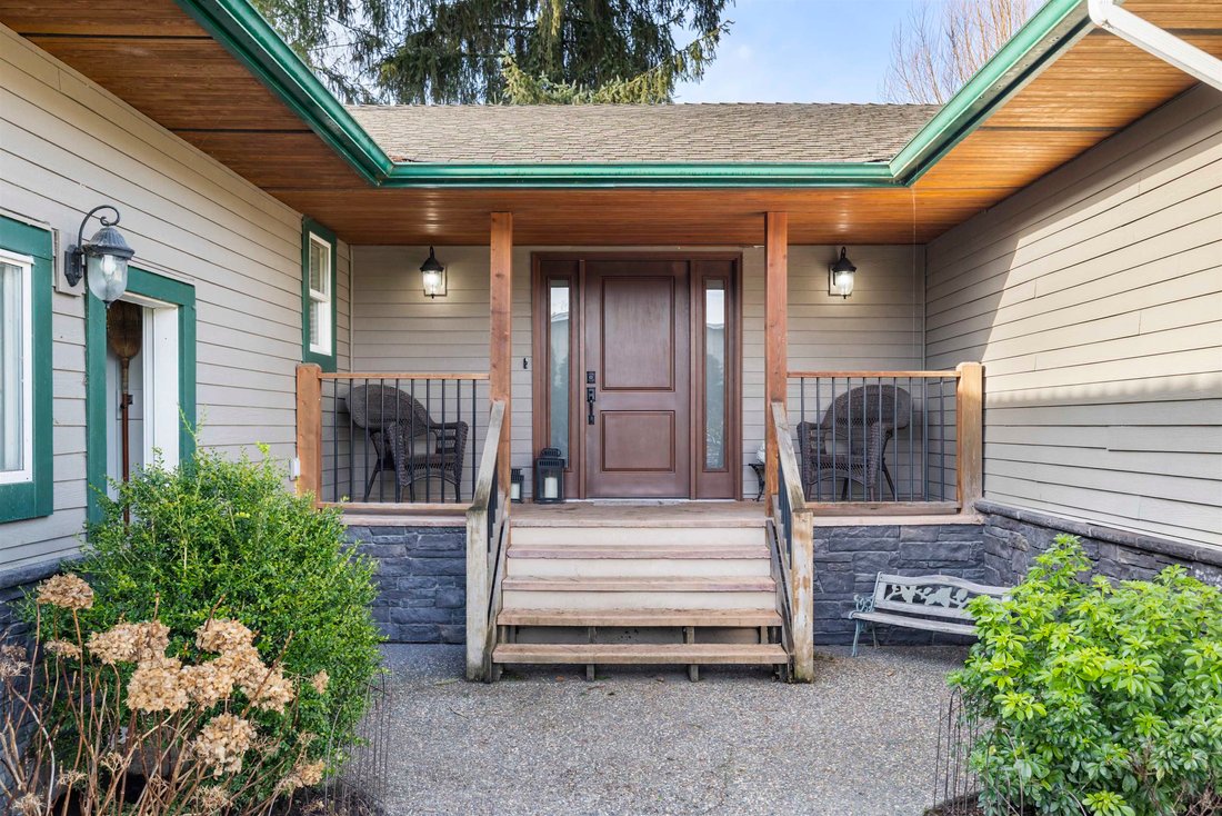 House in Langley Township, British Columbia, Canada 2 - 17023696