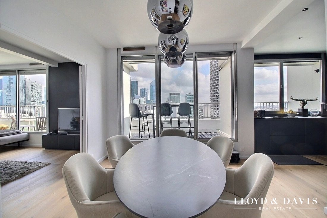 Apartment in Puteaux, Ile-de-France, France 3 - 17024762