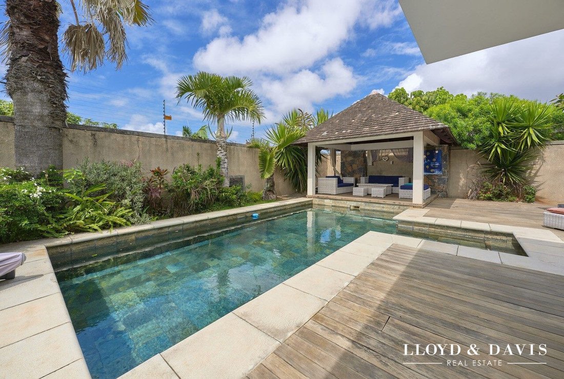 Villa in Grand Baie, Rivière du Rempart District, Mauritius 2 - 17024634