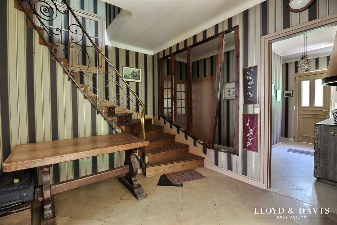 House in Auvers-Saint-Georges, Ile-de-France, France 5 - 17024597