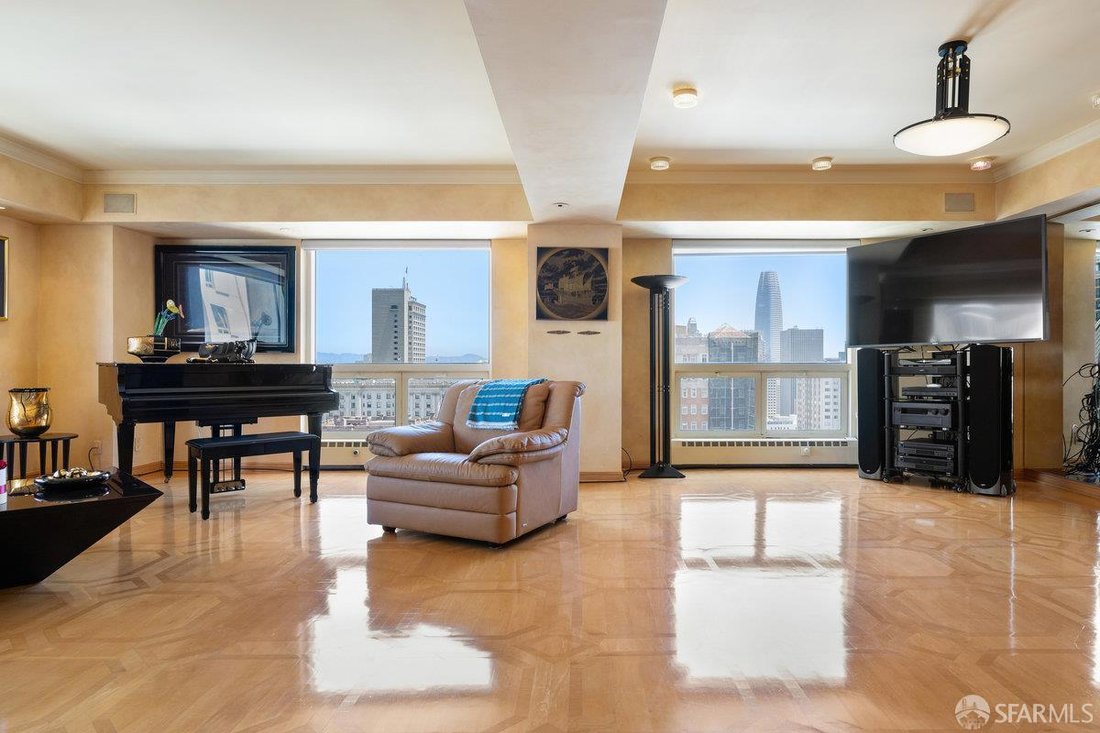 Condo in San Francisco, California, United States 4 - 17022676