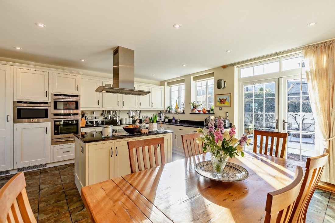 House in Storrington, England 5 - 17023013