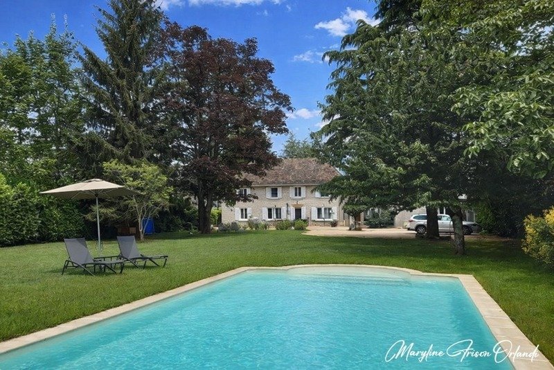 House in Les Avenieres, Les Avenieres Veyrins-Thuellin, France 1 - 17023257