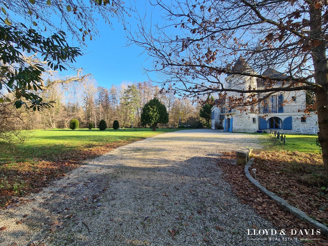 Chateau in Gironville-sur-Essonne, Ile-de-France, France 4 - 17024511