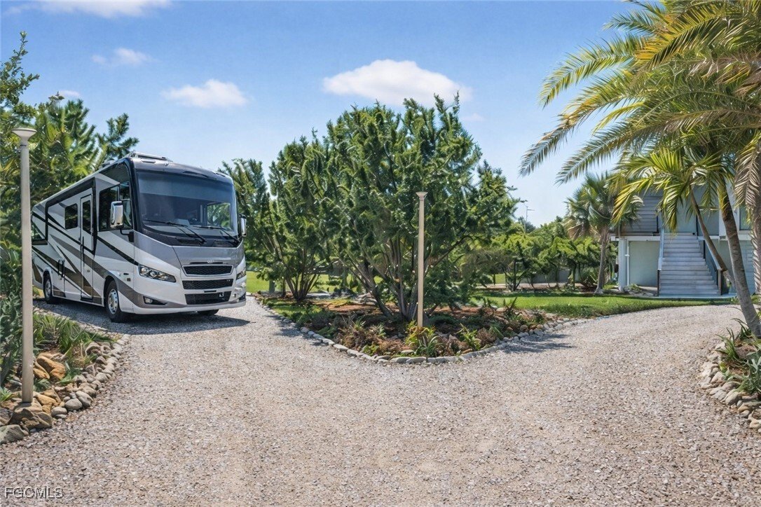 House in Sanibel, Florida, United States 3 - 17022202
