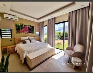 Villa in La Gaulette, Rivière Noire District, Mauritius 3 - 17024658