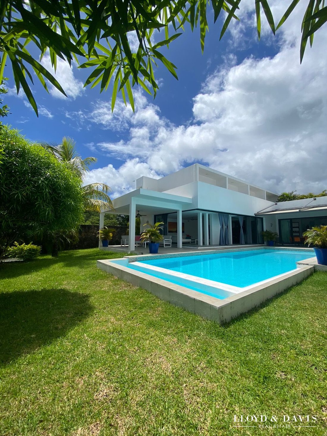House in Grand Baie, Rivière du Rempart District, Mauritius 1 - 17024590