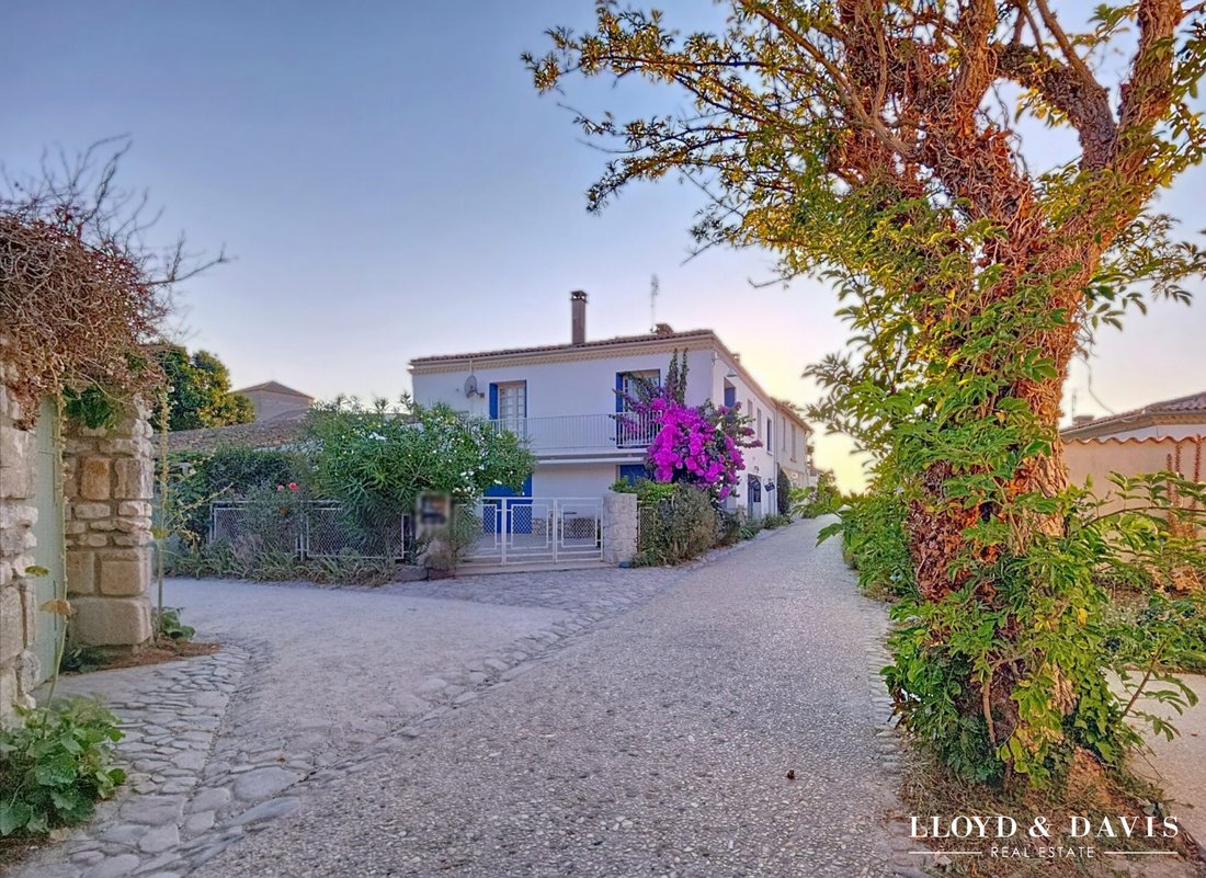 House in Talmont-sur-Gironde, Nouvelle-Aquitaine, France 2 - 17024656
