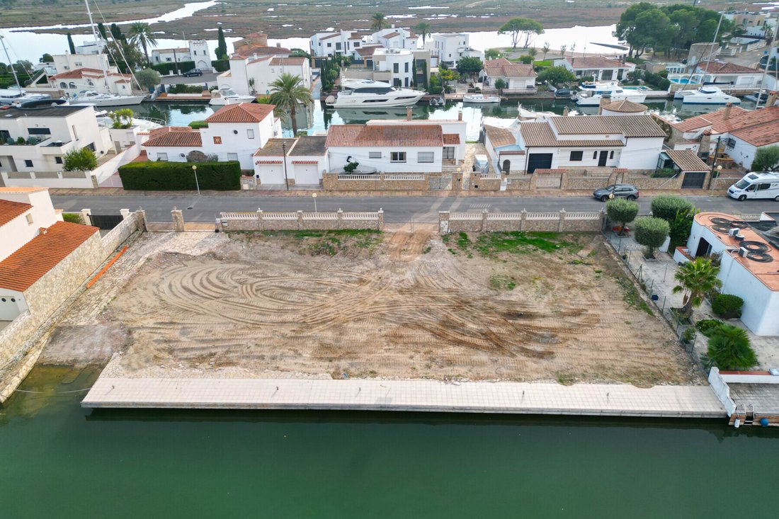 Land in Roses, Catalonia, Spain 2 - 17024333