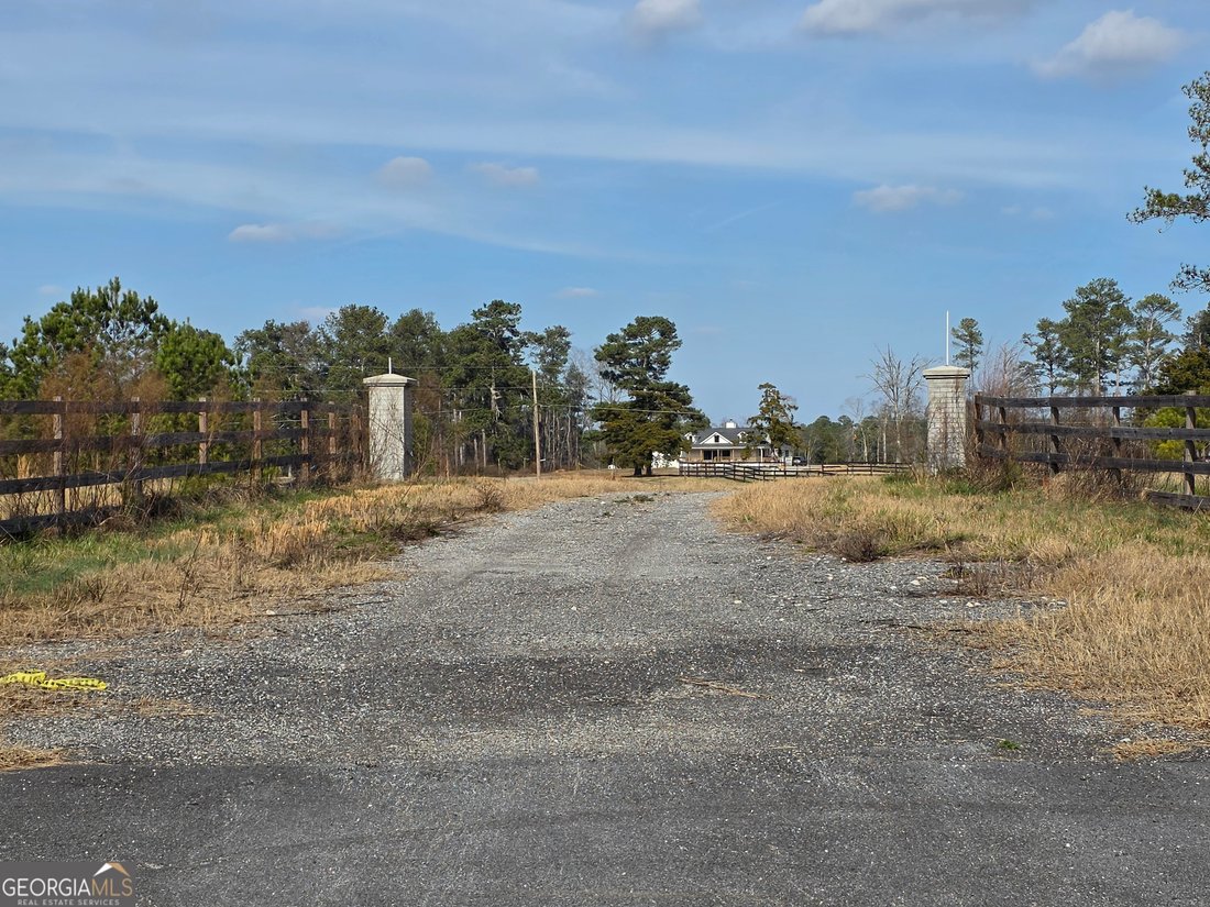 Farm Ranch in Lula, Georgia, United States 4 - 17021017