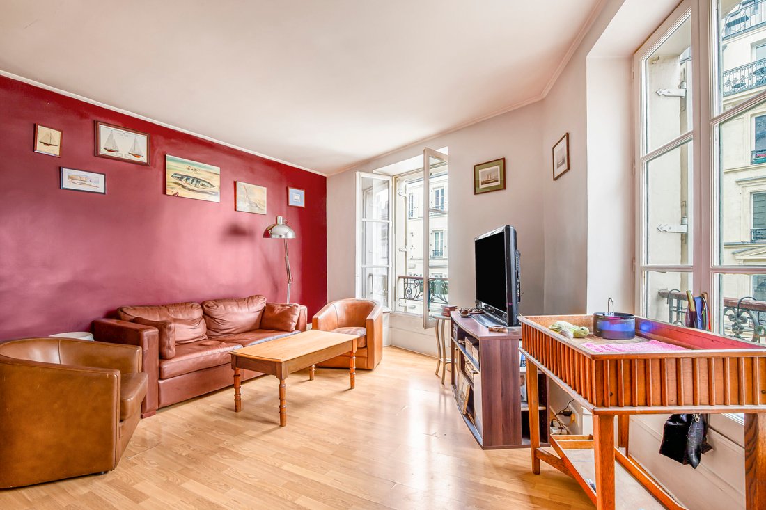 Apartment in Montmartre, Paris 18e Arrondissement, Paris 5 - 17023078