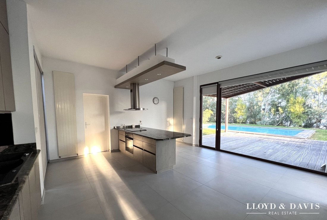 Villa in Port Marianne, Montpellier, France 5 - 17024505