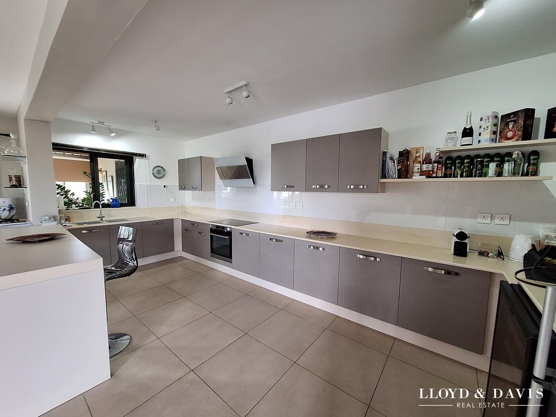 Apartment in Flic en Flac, Rivière Noire District, Mauritius 3 - 17024731