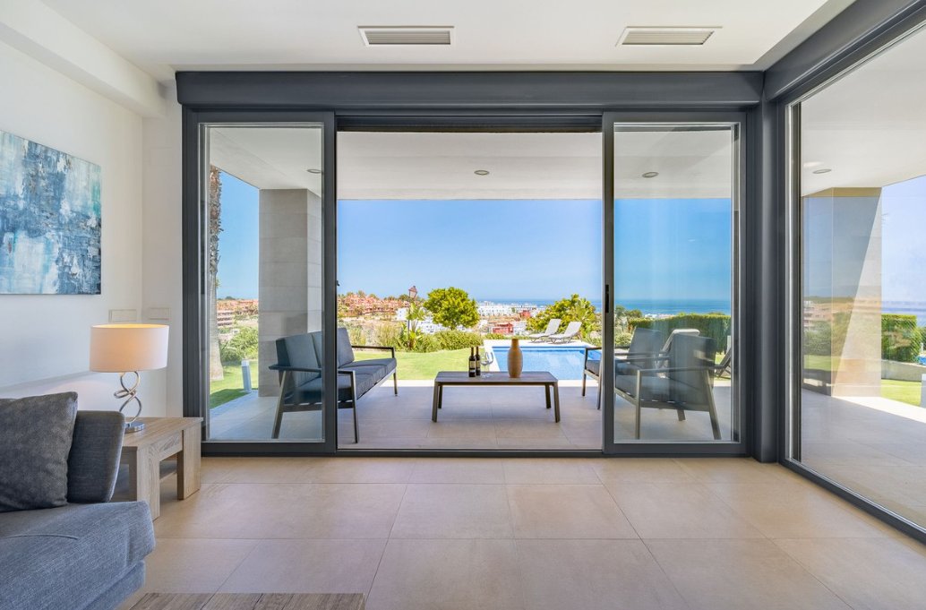 Villa in Sotogrande, San Roque, Andalusia 2 - 17025177