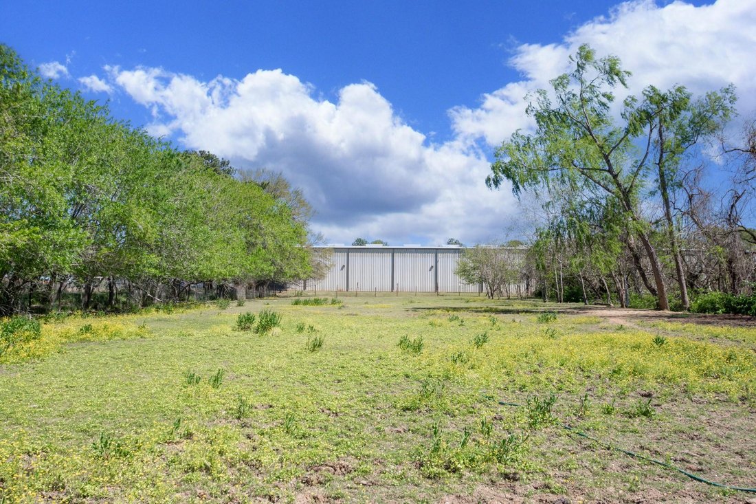 House in Houston, Texas, United States 3 - 17022310