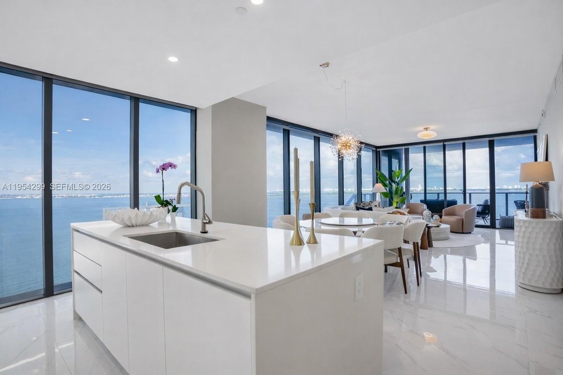 Condo in Miami, Florida, United States 1 - 17022504