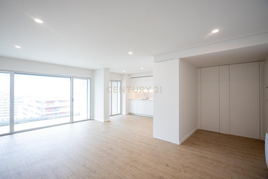 Apartment in Areeiro, Lisbon, Portugal 5 - 17023364