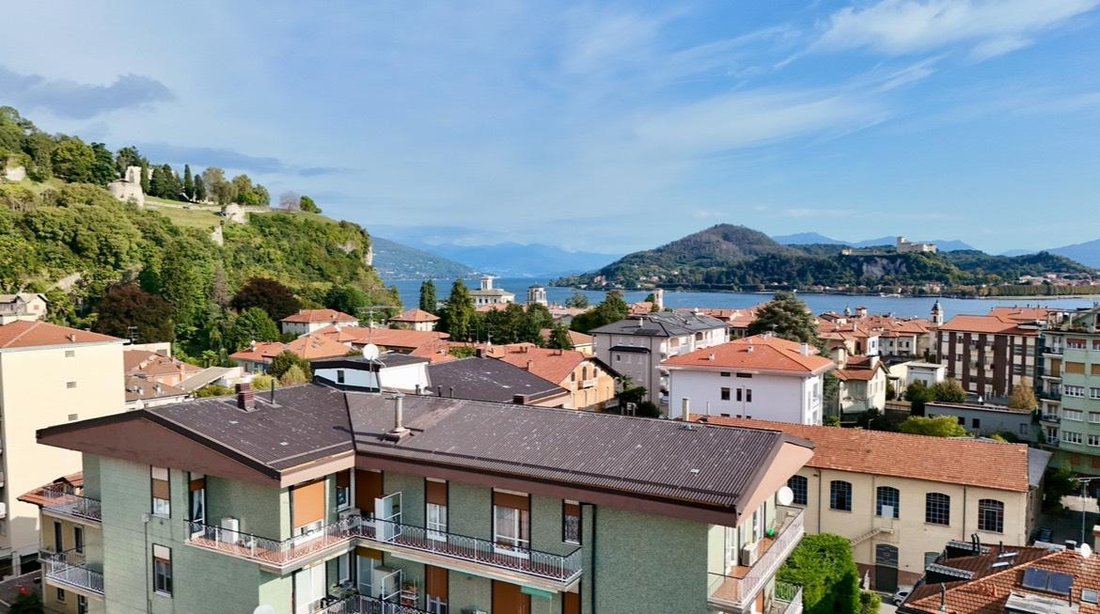 Apartment in Arona, Piedmont, Italy 1 - 16992917