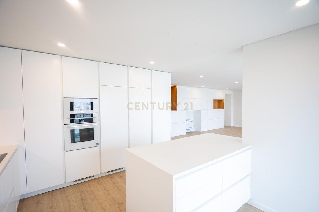 Apartment in Areeiro, Lisbon, Portugal 3 - 17023300