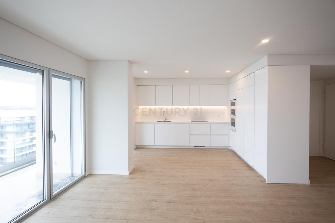 Apartment in Areeiro, Lisbon, Portugal 1 - 17023339