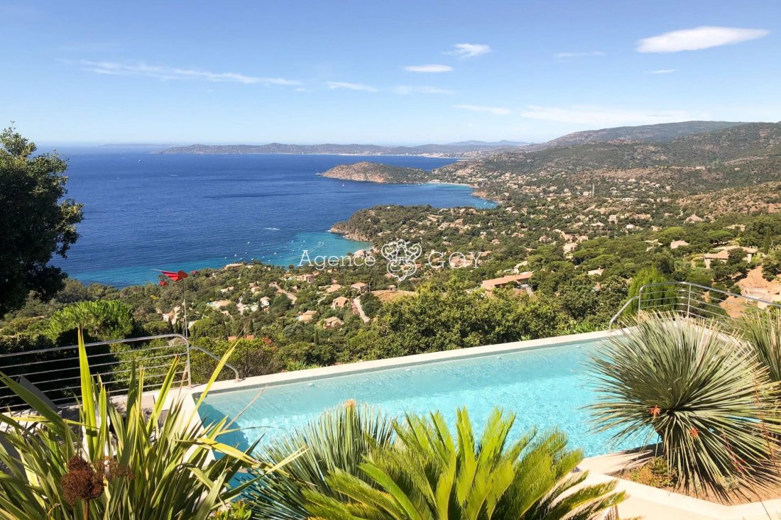 House in Rayol-Canadel-sur-Mer, Provence-Alpes-Côte d'Azur, France 2 - 17023166