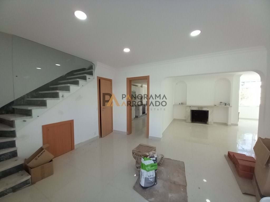 Villa in Carcavelos e Parede, Lisbon, Portugal 3 - 17021776