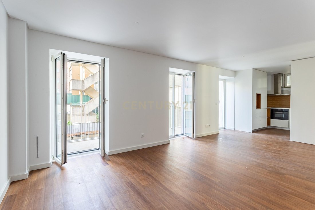 Apartment in Arroios, Lisbon, Portugal 4 - 16558454