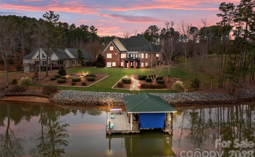 House in Granite Falls, North Carolina, United States 1