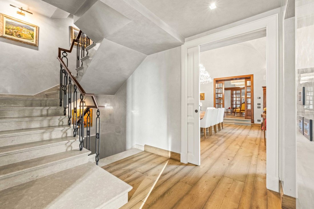 Villa in Two Roads - San Gaggio, Florence, Italy 3 - 17024214