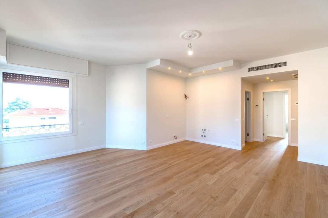 Apartment in Arona, Piedmont, Italy 3 - 16992917