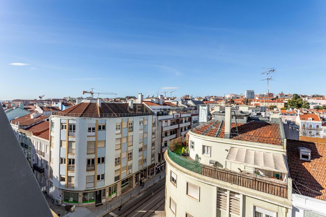 Apartment in Arroios, Lisbon, Portugal 1 - 16558487