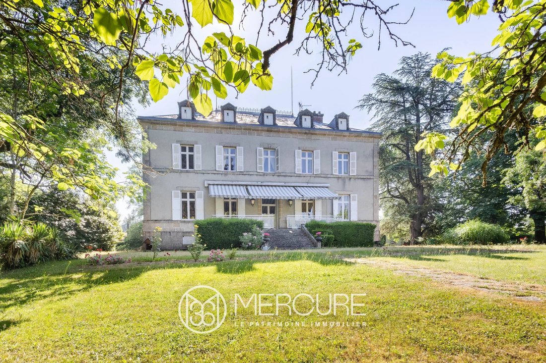Estate in Landouge-Limoges Nord, Limoges, France 1 - 16320631
