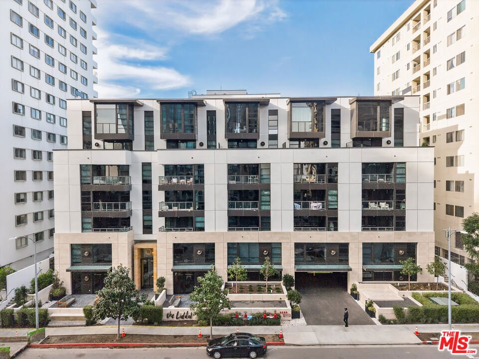 Condo in Los Angeles, California, United States 2 - 17022592