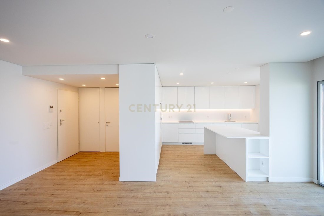 Apartment in Areeiro, Lisbon, Portugal 2 - 17023353