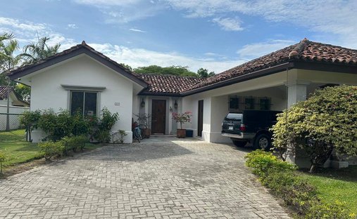 House in El Chirú, Coclé Province, Panama 1