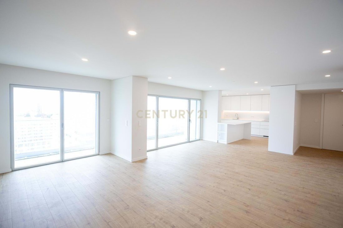 Apartment in Areeiro, Lisbon, Portugal 1 - 17023300