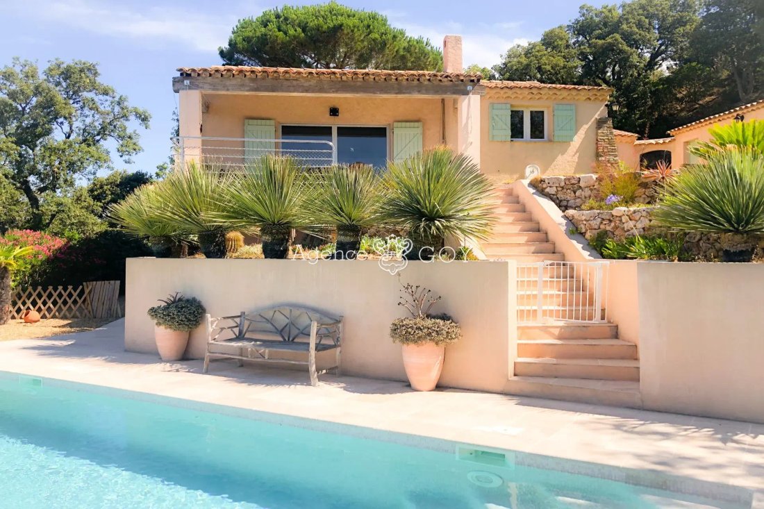 House in Rayol-Canadel-sur-Mer, Provence-Alpes-Côte d'Azur, France 1 - 17023166