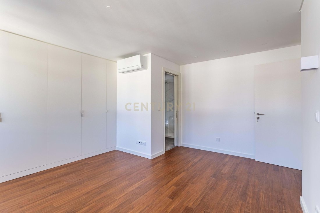 Apartment in Arroios, Lisbon, Portugal 2 - 16558464